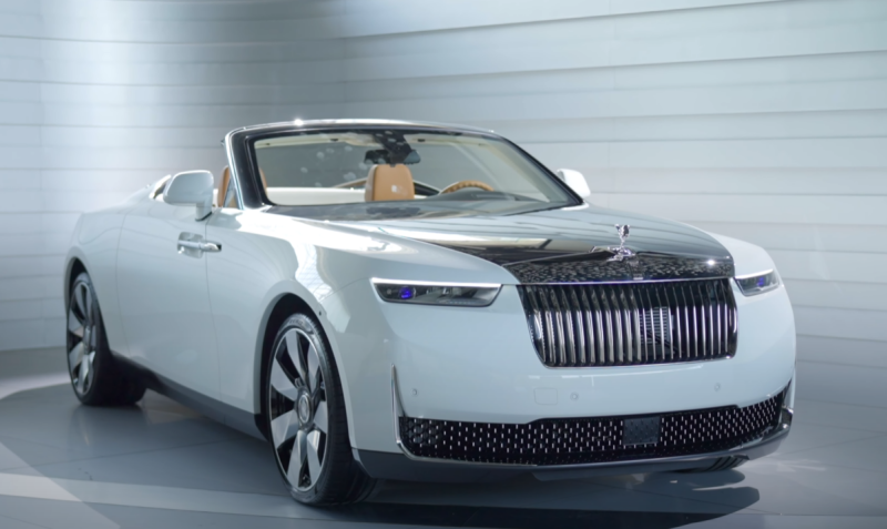 Rolls-Royce Coachbuild официально представил эксклюзивный родстер Arcadia Droptail