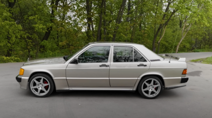 Mercedes-Benz 190E 2.5-16 Cosworth – старый автомобиль, способный удивить