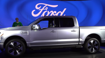 Электрические пикапы Ford F-150 можно купить без очереди если доплатить