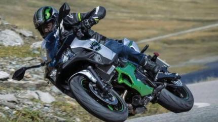 2024 Kawasaki Ninja 7 – первый серийный гибрид от японского бренда