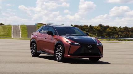 Стали известны цены и комплектации Lexus RZ 450e