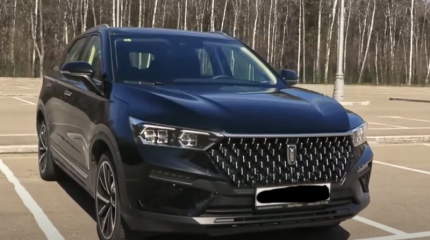 Российские водители скоро получат новый автомобиль – XCite X-Cross 7 уже у дилеров