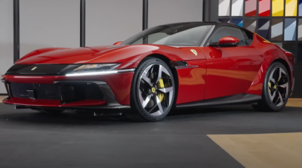 Компания Ferrari представила новое поколение спорткаров – мотор V12 остался в строю