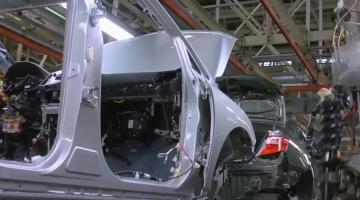 Nissan и Toyota планируют возобновить работу российских заводов в марте