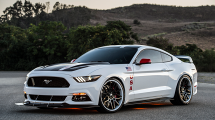 Ford Mustang Apollo Edition 2015 – дивный астрономический объект