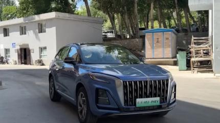 Теперь и в гибридной модификации: Hongqi представила PHEV-версию кроссовера HS3