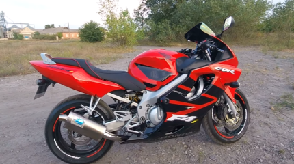 Honda CBR600 F4i – доступный спортивный мотоцикл для народа