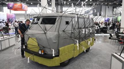 УАЗ «Буханка» получила композитную броню, твердеющую на солнце