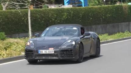 Porsche 718 Boxster EV 2025 показался почти без камуфляжа