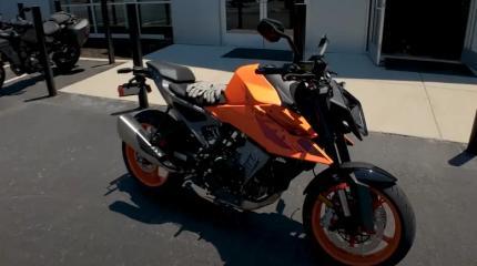 KTM 990 Duke – когда нейкед шутя обгоняет спортбайки