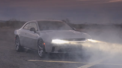 Новый Dodge Charger лишится заднего привода и получит полный