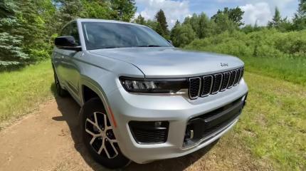 Jeep Grand Cherokee L 2022 года получит три дополнительных экрана