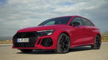Лимитированная Audi RS 3 Performance разгоняется до 300 км/ч