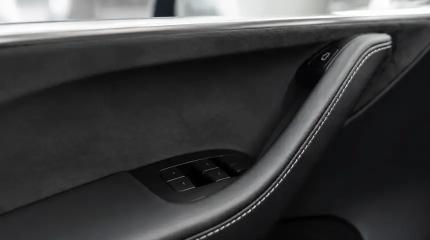 Китай отзывает 4,28 млн автомобилей: аварийная ручка слилась с интерьером