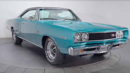 Dodge Coronet R/T 426 Hemi Convertible: маслкар со «слоном» под капотом