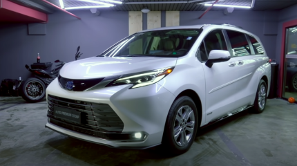 Российские водители могут купить новую Toyota Sienna