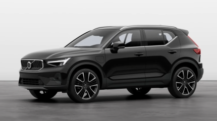 Электрокроссоверы Volvo XC40 и С40 получили задний привод после обновления