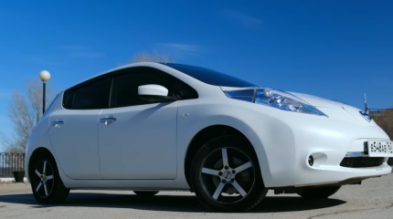 Доступный электрокар на российских дорогах – обзор автомобиля Nissan Leaf 2016 года