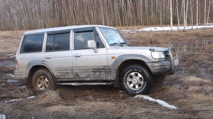 Hyundai Galloper II – надежный рамный внедорожник за 350 000 рублей