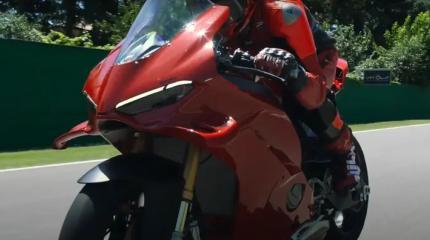 Ducati Panigale V4 - мечта любого мотоциклиста