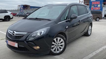 Opel Zafira С – семиместный компактвэн от 500 тысяч рублей