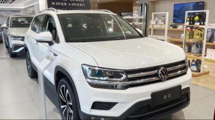 Частный автодилер привез в страну Volkswagen Tharu