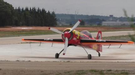 Су-26 – спортивный первенец КБ Сухого, который продавали за границу