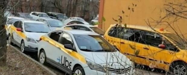 İçişleri Bakanlığı yerleşim yerlerinde taksi duraklarının yasaklanması girişimine destek verdi