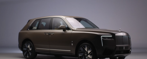 Rolls Royce Cullinan has been updated - they decided to keep the V12 engine