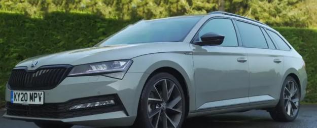 Объявлены цены на новую Skoda Superb Sportline