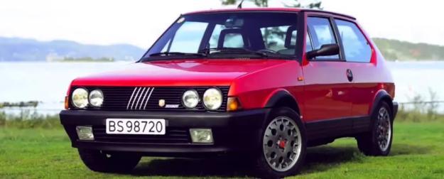 Небольшой семейный автомобиль Fiat Ritmo Abarth