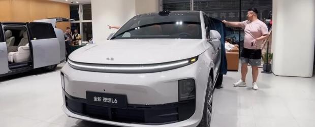 Li Xiang, Pekin Otomobil Fuarı'nda en ucuz crossover L6'yı gösterdi