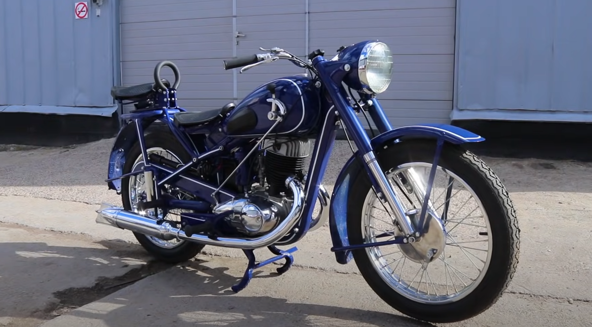 Иж-49 – самый красивый советский мотоцикл