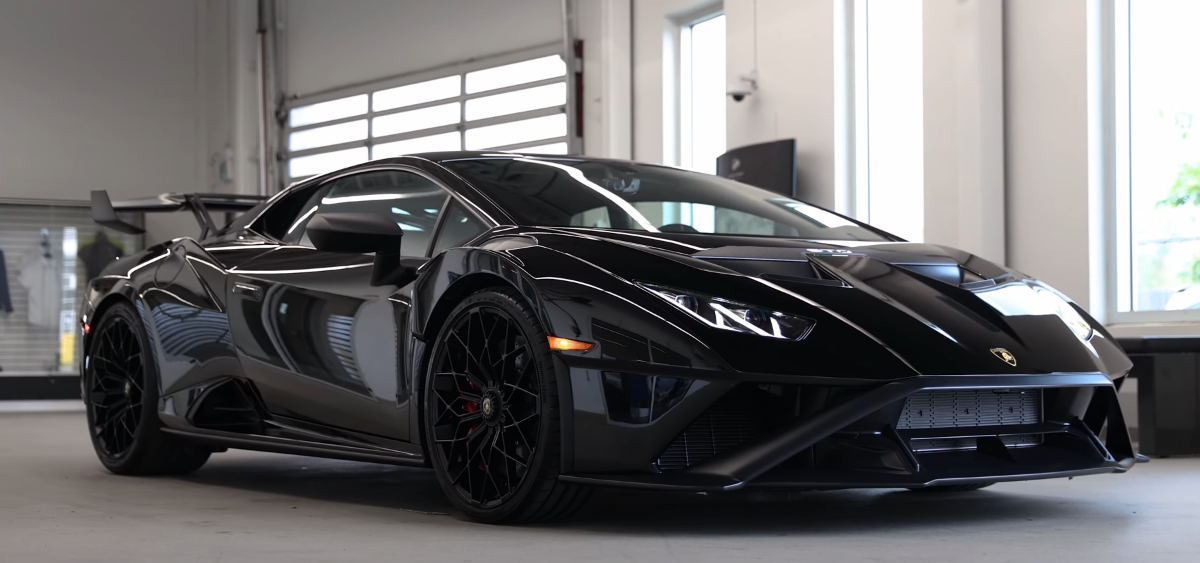 Lamborghini продали последние бензиновые суперкары V-12 – больше таких не будет!