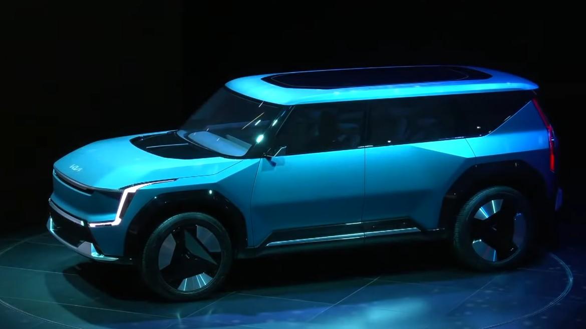 Kia ra mắt xe điện Concept EV9 tại Los Angeles