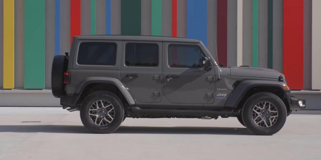 Jeep Wrangler 2022 получил обновление для Европы