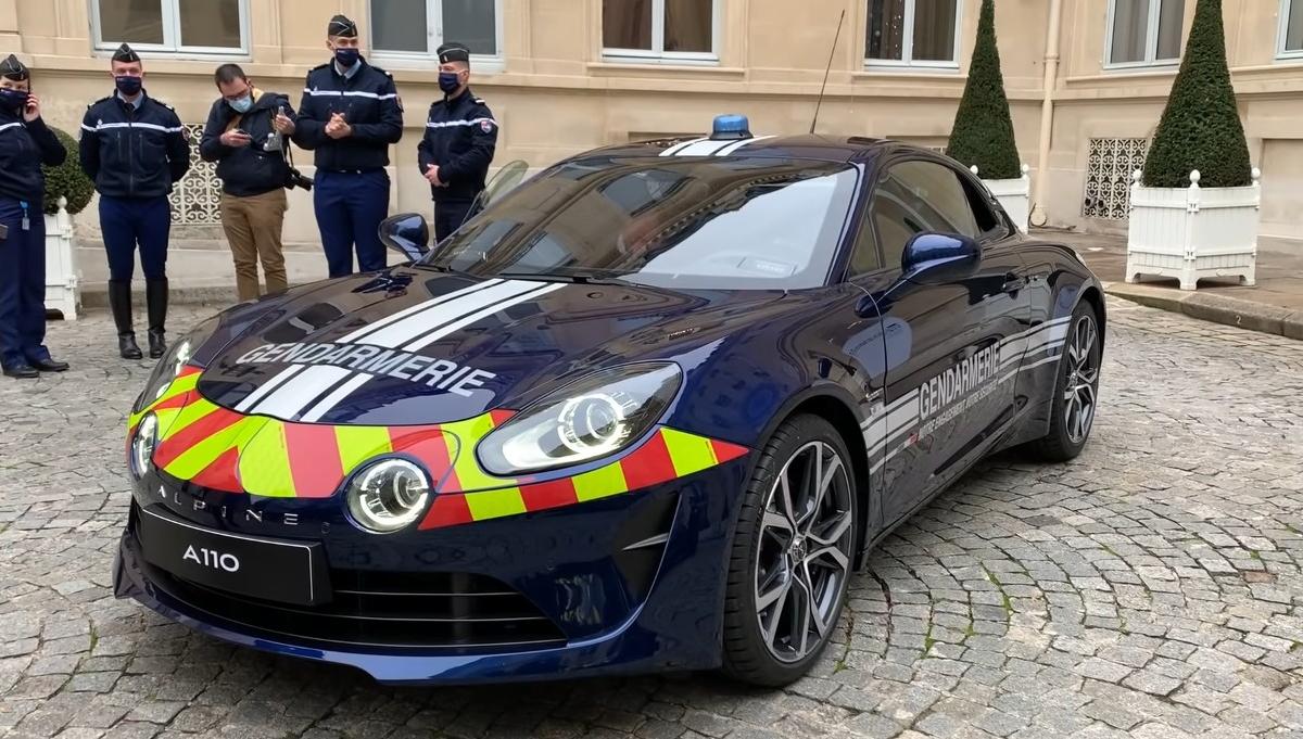 Никто не уйдет: французская жандармерия получила Alpine