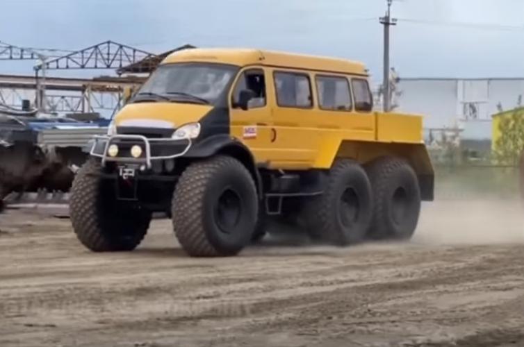 Gazelle'den Monster Truck - olağandışı arabalar ve olaylar koleksiyonu
