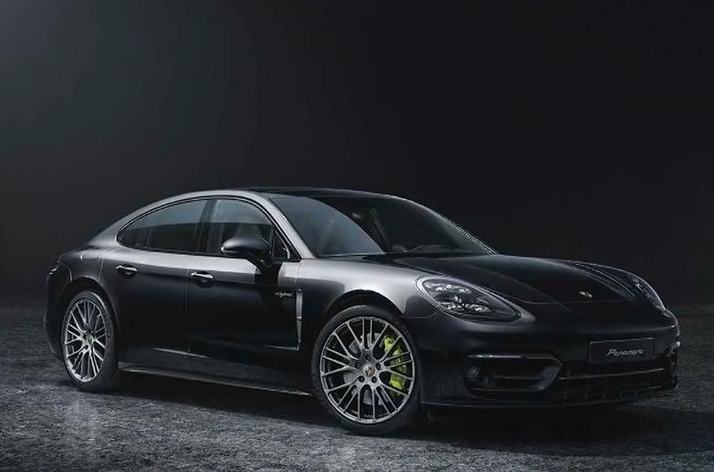 Vào năm 2022, Porsche sẽ giới thiệu một số sản phẩm mới tại Nga cùng một lúc
