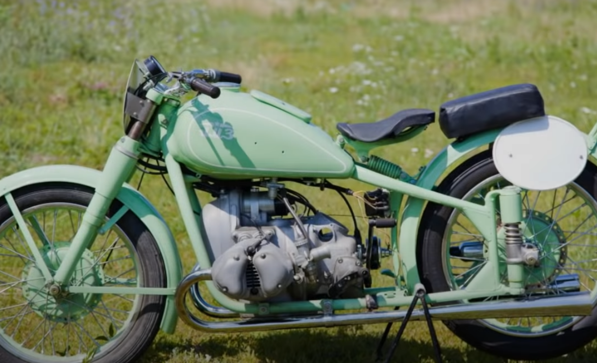 Sovyet sporlarının efsanesi - M-75 yarış motosikleti ve modifikasyonları
