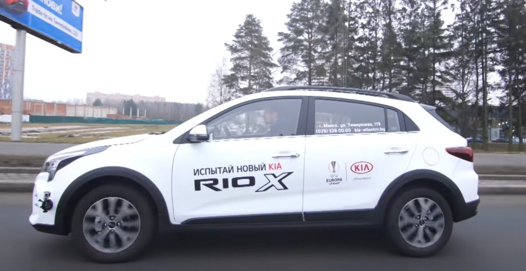 Сравниваем Kia Rio X-Line, Renault Sandero Stepway или Lada X-Ray Cross – какой автомобиль лучше?