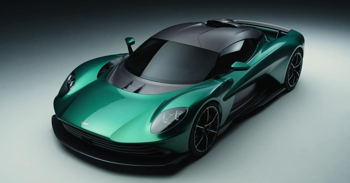 Aston Martin рассказал о выходе новинок в 2024-2025 годах