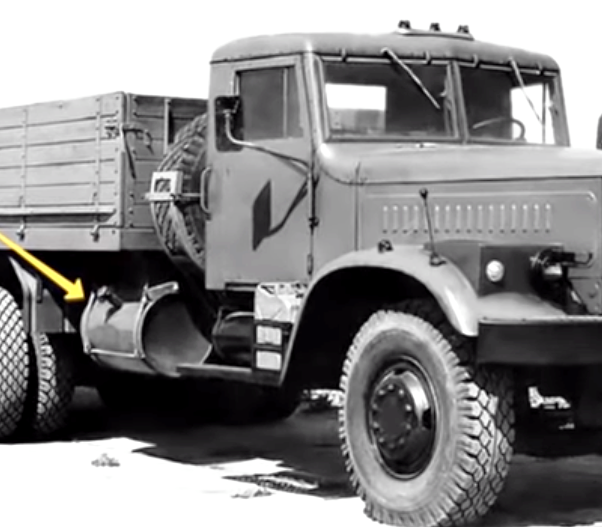 Why did KrAZ have a round fuel tank?