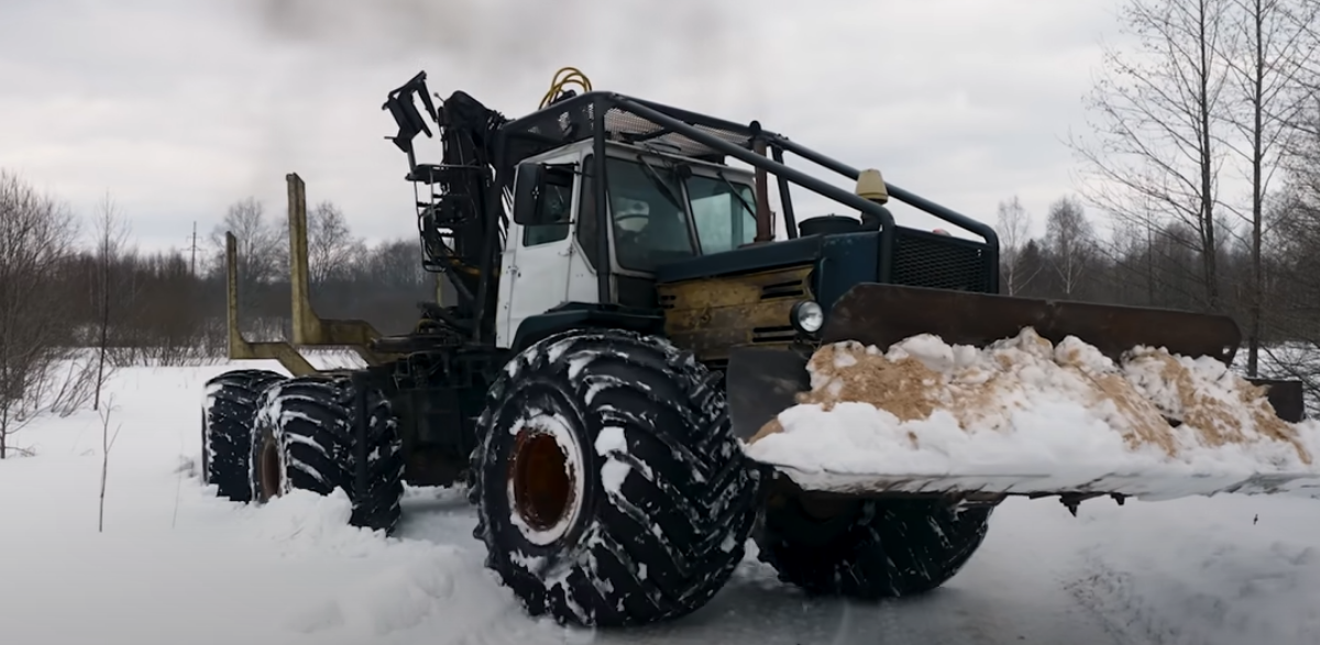 Лесовоз на базе трактора Т-150 – машина с самодельными доработками