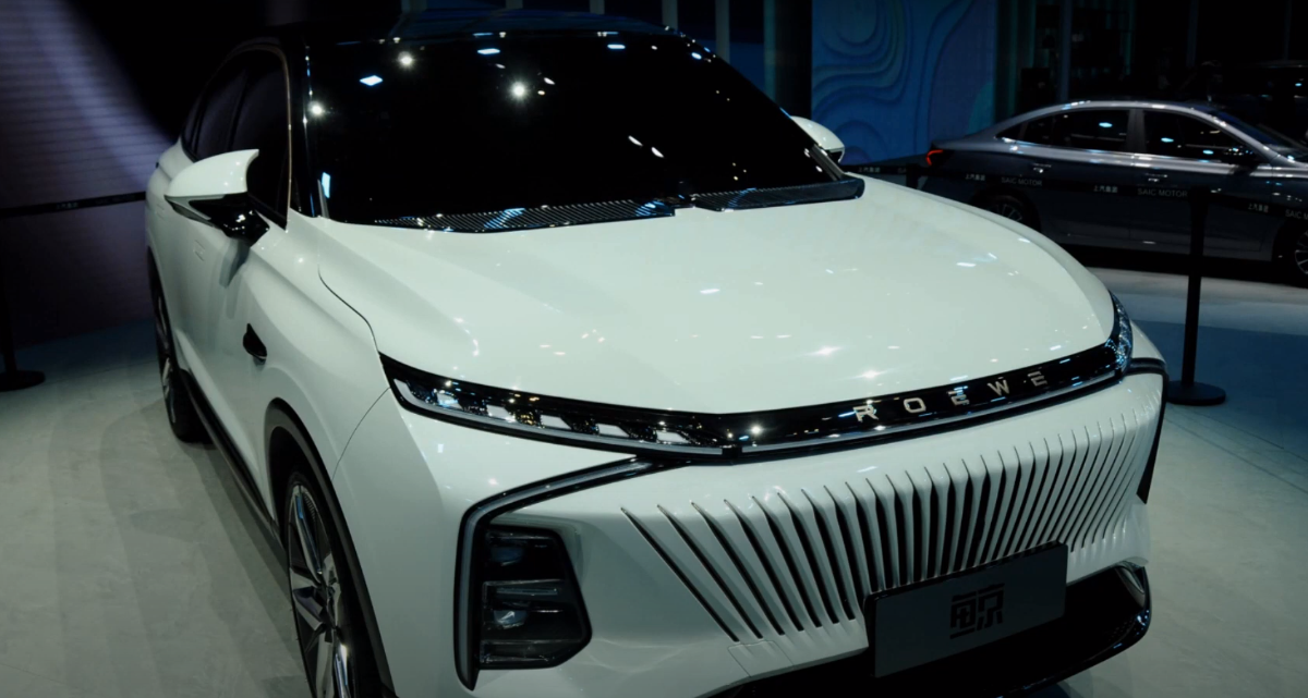 Çapraz coupe Jing - Roewe'den Çin otomobil endüstrisinin beyaz "balina"