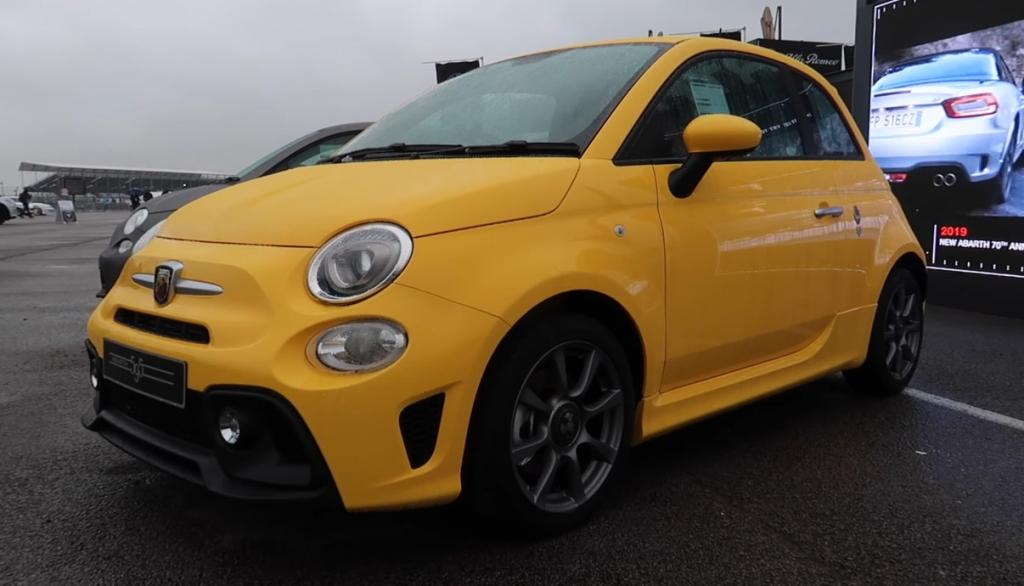 Abarth 595 и 695 получили очередное обновление