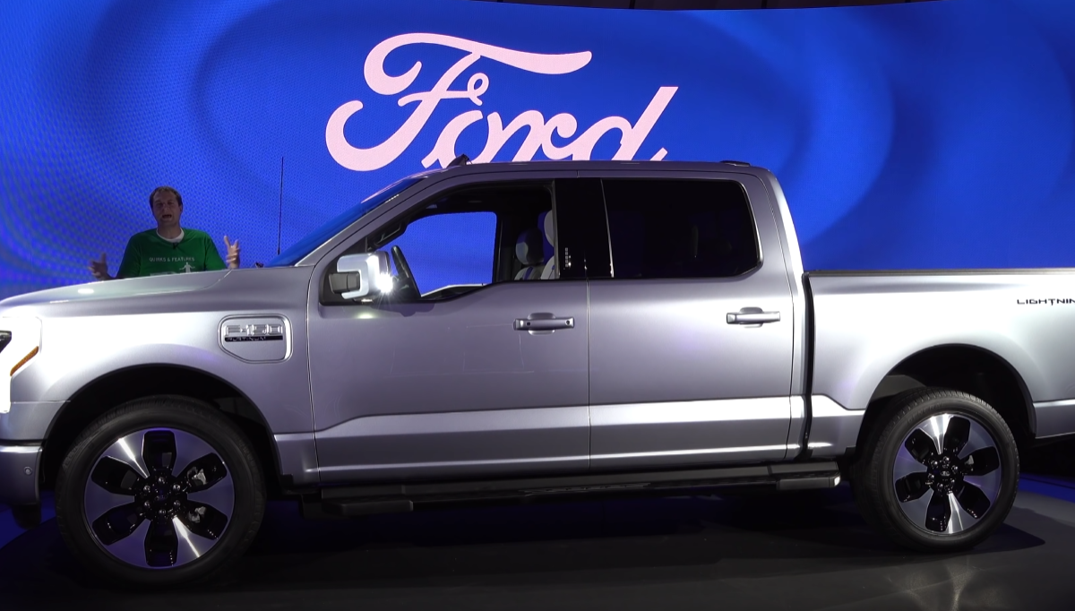 Ford, F-150 Lightning elektrikli kamyoneti için yeni bir şasi geliştiriyor