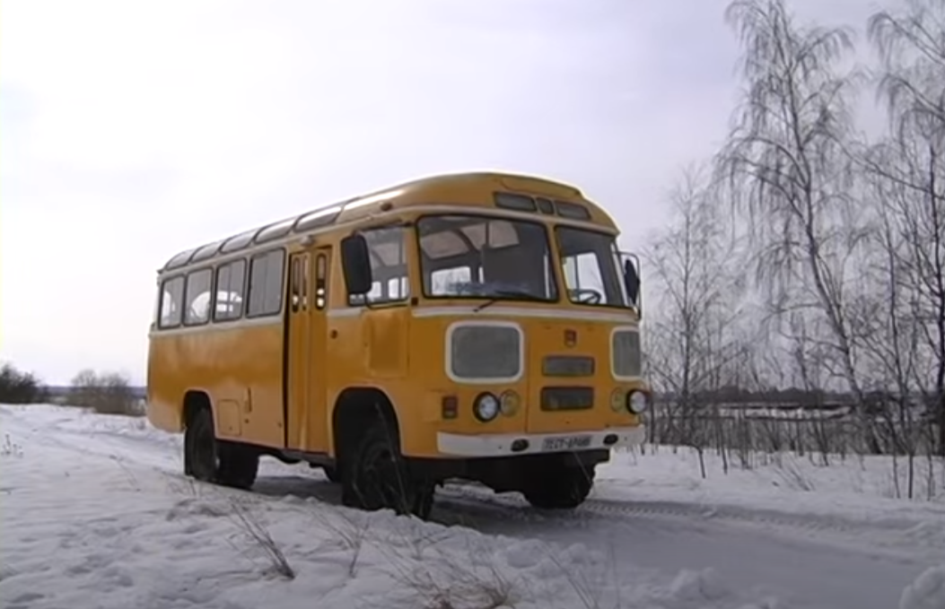 Xe buýt nông thôn PAZ-3201 - đây là những gì bạn nhận được nếu kết hợp GAZ-66 và Pazik
