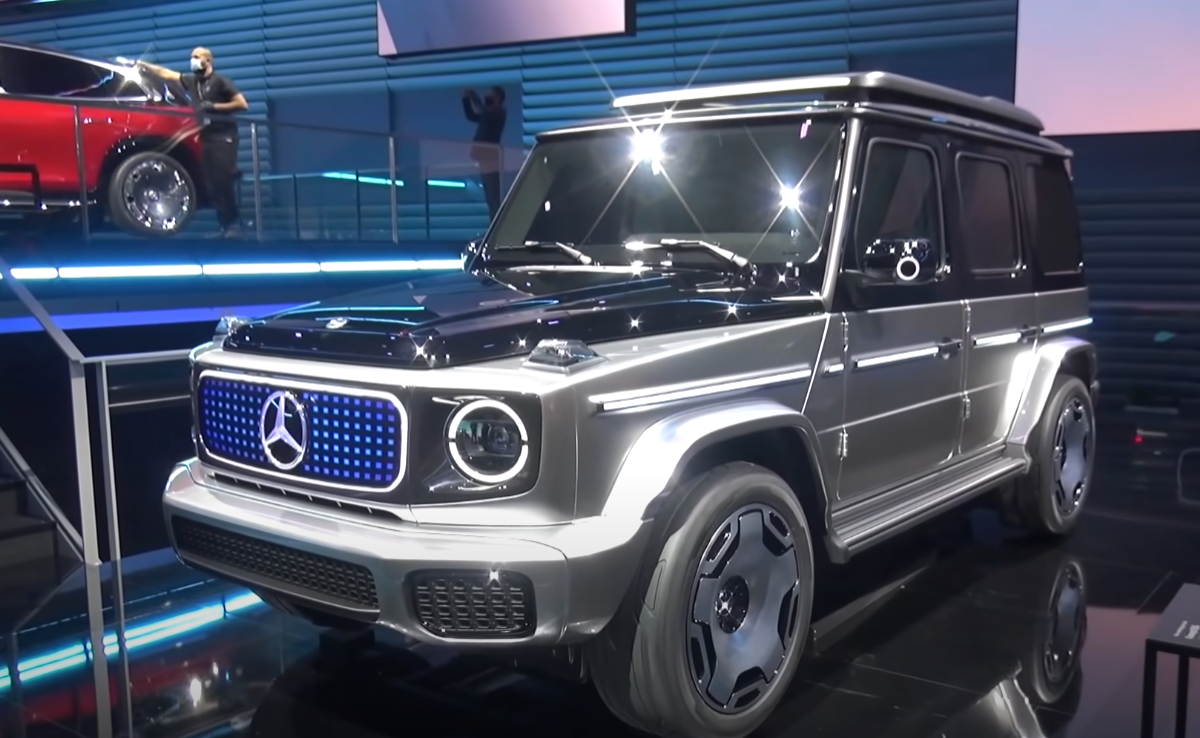 Электрический Mercedes G-Class EV показан на официальном видео