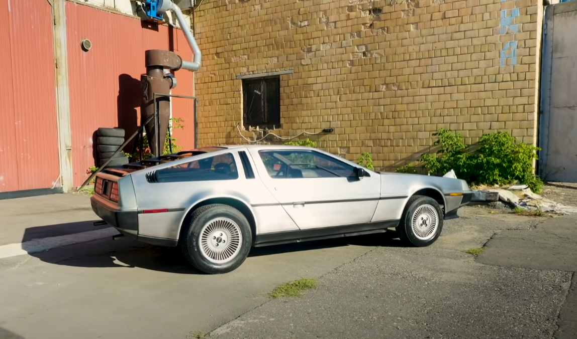 DeLorean DMC 12 - how much does it cost to ride "Back to the Future" today?